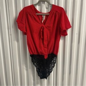 FREE PEOPLE Red Polkadot Short Sleeve Buttoned Bodysuit Blouse Size Large